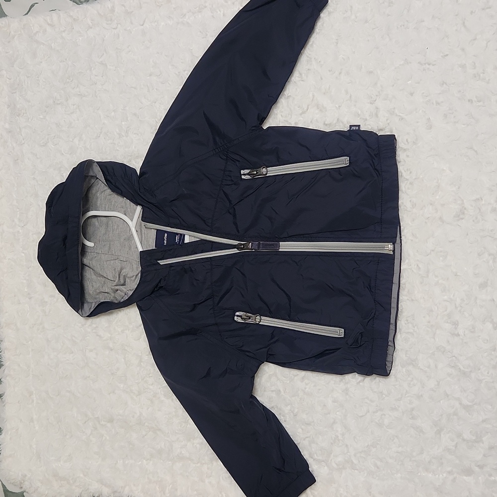 GAP like new  windbreaker
